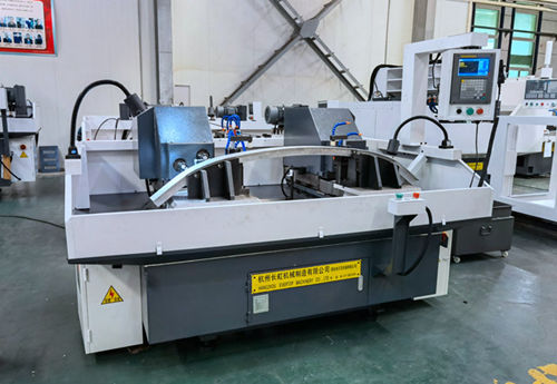 多轴器的钻头材质