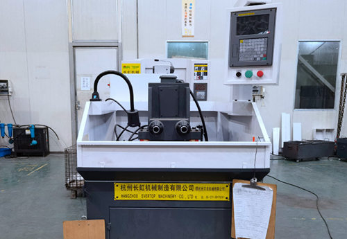 为什么要选择多轴钻孔器