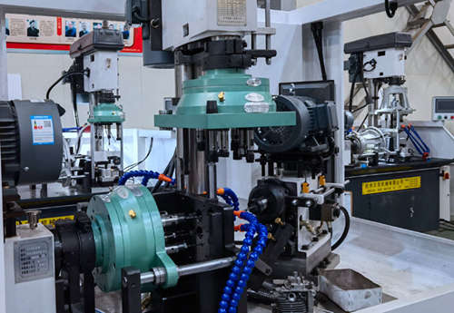 购买可调多轴器时，该如何选择厂家