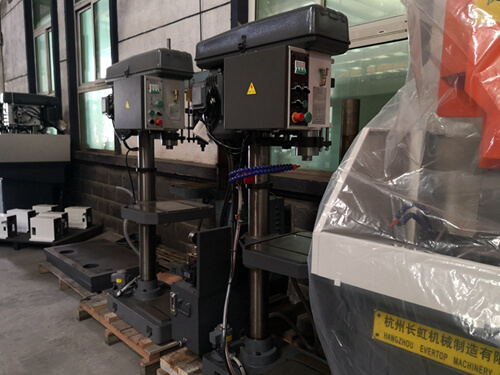 多轴钻孔机床优势